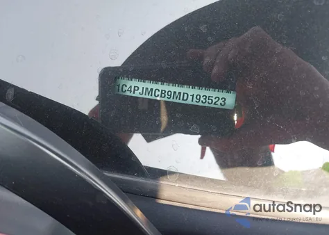 2021 Jeep Cherokee Latitude 4X4 from USA, damaged, VIN 1C4PJMCB9MD193523